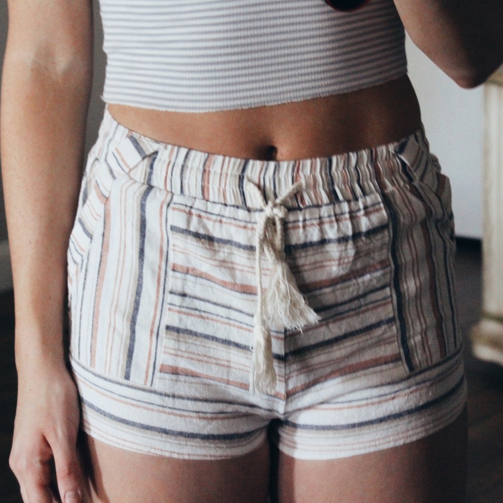 Chloe Rose beachy shorts